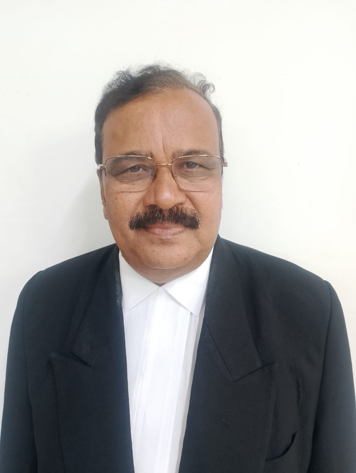 Adv. Ashok B. Lokhande, Senior Associate